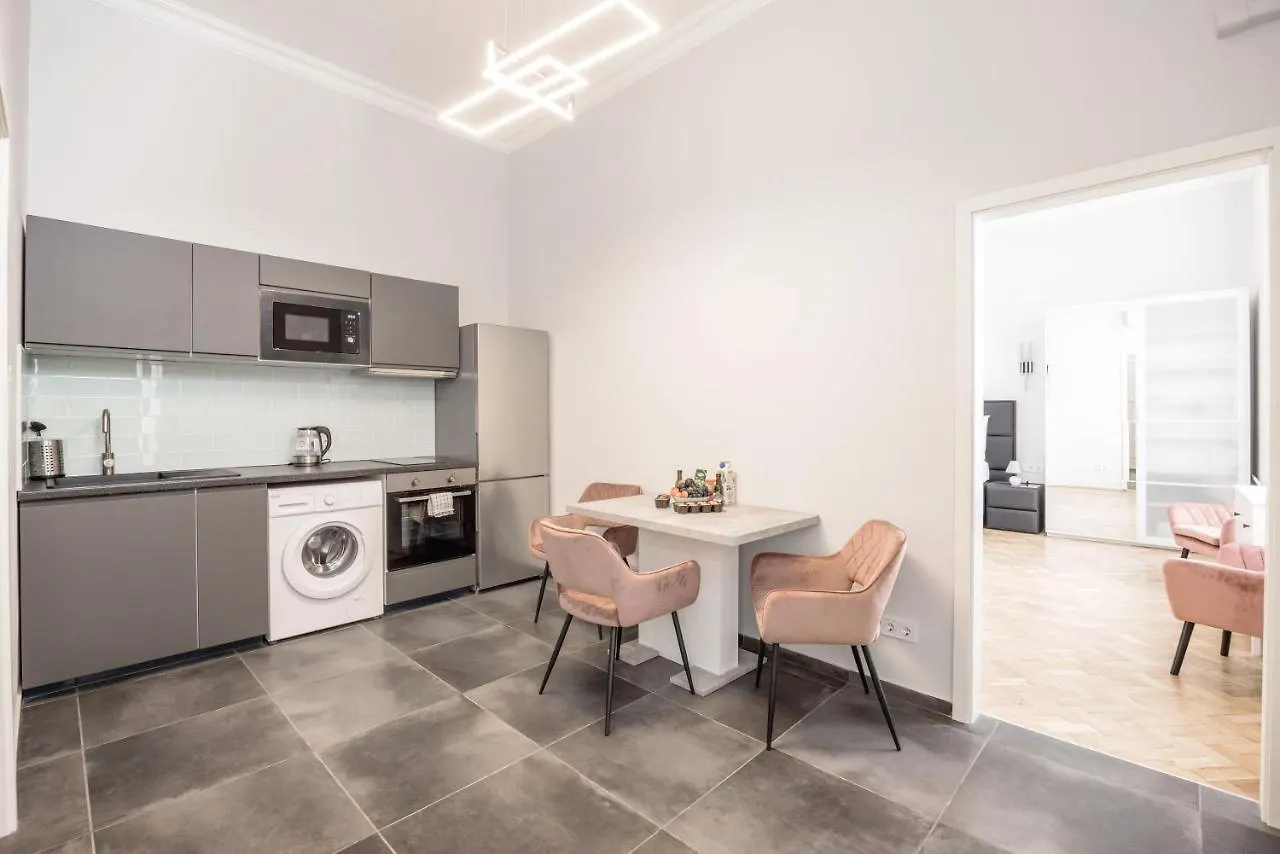 Prime Star Fashion Street Modern Luxury Apartments Budapest